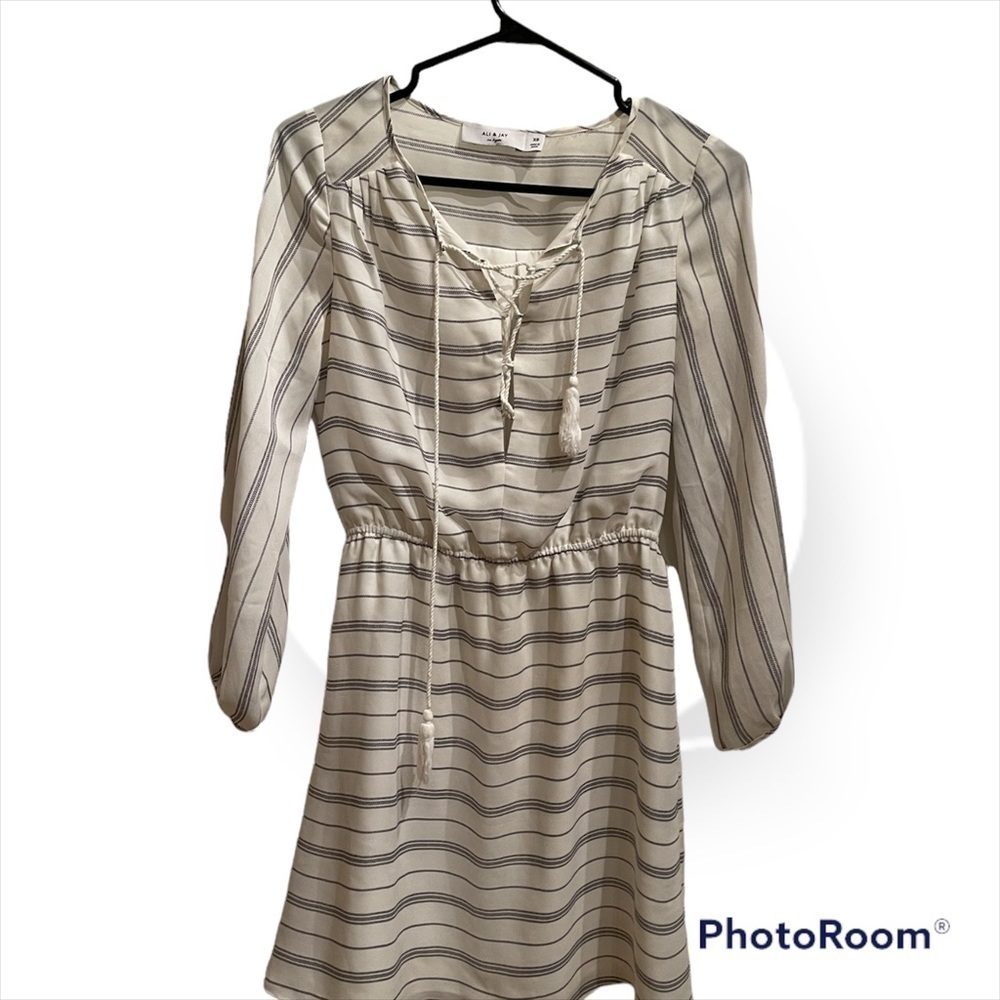 Ali& Jay dress nwot